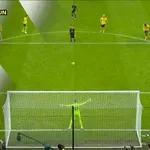 Фернандеш с втори гол срещу Уулвс, разписа се от дузпа