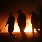 Брутално! Фенове запалиха собствения си стадион, след като тимът им изпадна