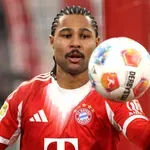 Серж Гнабри подписа нов договор с Байерн