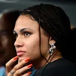 Дъщерята на Денис Родман вече е най-високоплатената футболистка в света