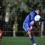 Отборът на Фабрегас следи основен защитник на Левски