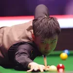 Световният шампион оцеля срещу Слесър за 1/4-финал в Телфорд