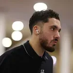 Райан Шерки сравни футболната топка с котката си