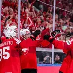 Швейцария ще играе на трети пореден финал на Световното по хокей