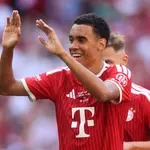 Мусиала бързо поднови тренировки