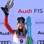 Хютер спечели спускането във Вал Д'Изер, Линди Вон отново на подиума