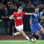 Игра срещу Левски и Реал Мадрид го пожела - новият диамант на нидерландския футбол