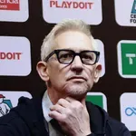Линекер поиска по-високи данъци за милионерите във Великобритания