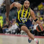 Фенербахче победи Болоня, Панатинайкос се справи с Партизан в Евролигата