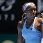 Коко Гоф с успешно начало на Australian Open, въпреки куп двойни грешки