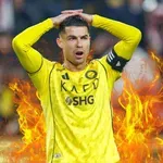 Самолетът на Кристиано Роналдо отлетя от Рияд, избяга ли звездата от войната?