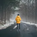 Telesna aktivnost v mrazu: Kaj morate vedeti, preden greste ven