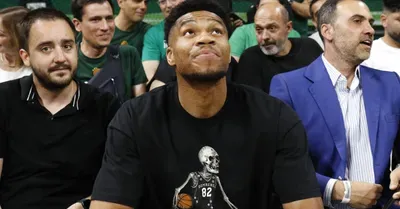 Ο Αντετοκούνμπο πληρώνει όλα τα κοστούμια των καλεσμένων από το εξωτερικό