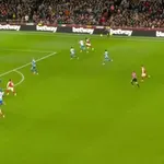 Δεν αποχωρίζεται την κορυφή η Άρσεναλ - Νίκησε με άγχος η Λίβερπουλ (Vid)