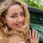 Amber Heard rodila dvojčka!
