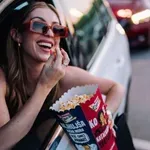 Drive-in kino se že osmo leto vrača na parkirišče Centra Vič