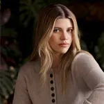 Noseča Sofia Richie razkrila, da prihajata kar dva dojenčka!
