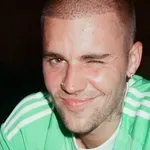 Justin Bieber se po letih vrača na veliki glasbeni oder!