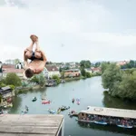 Novo mesto: 12. Skoki v Krko 2026 – Adrenalinski spektakel na Kandijskem mostu