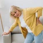 Osteoporoza: kako jo preprečiti in zdraviti?