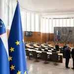 Slovenija med številkami in voljo: ko parlament še išče svojo obliko