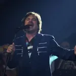Oglasio se Alen Islamović nakon što mu je otkazan koncert u Zavidovićima jer je pjevao na godišnjicu genocida u Srebrenici