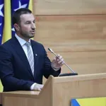 Upozorenje Semira Efendića: Bošnjaci su jedini narod koji iz genocida nije izvukao pouku, uozbiljite se ili će vam uzeti sve!