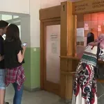 Gužve na šalterima u Sarajevu: MUP KS moli građane za strpljenje, u pet mjeseci izdato više od 32.000 pasoša