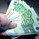 Kada ne biste trebali plaćati karticom? U ovih 5 slučajeva gotovina je jedini pametan izbor