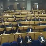 Tenzije i verbalni sukobi na početku sjednice Parlamenta FBiH, stigao Nikšić i predstavnici POSKOK-a