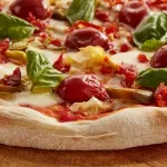 Obična smrznuta pizza može biti kao iz restorana: Samo dodajte ovaj sastojak