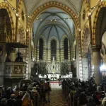 Nadbiskup Tomo Vukšić predvodio misu božićnog bdjenja u sarajevskoj katedrali