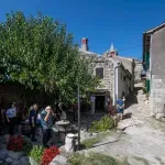 Ovo je najmanji grad u Europi: Smješten na brežuljku, ima svega 30 stanovnika i raj je za oči