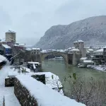 Snijeg obradovao Mostarce, ali kiša brzo pokvarila čaroliju