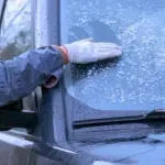 Zbogom zaleđenom staklu na automobilu uz 5 dugmadi