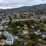 Kada kiša zagrli zidine bosanskih kraljeva: Boris Trogrančić zabilježio čarobne prizore Jajca