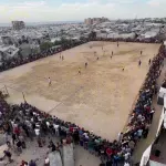 Raseljeni palestinski fudbaleri igraju prijateljsku utakmicu među šatorima i ruševinama u Gazi VIDEO