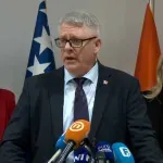 DF traži od Schmidta da ispravi odluku koju je donio u izbornoj noći: "Ako to ne učini nema kredibilitet da proziva Dodika"