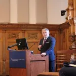 Komšić na Yaleu: Budućnost BiH nije da postane pijun, nego pouzdan akter