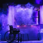 Mladi umjetnici u Tuzli posvetili predstavu žrtvama požara u Domu penzionera / FOTO