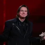 Da li je Jim Carrey bio na Cesar Awardsu ili njegov "klon": Izgled slavnog glumca i jedan post pokrenuli lavinu