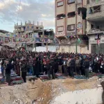 Tužni prizori iz Gaze: Bajram-namaz među ruševinama / VIDEO