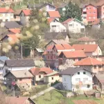 Poljoprivrednici sa zebnjom gledaju u voćnjake koji su već u punom beharu