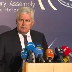 Čović o kritikama o visokim primanjima i nedolasku na sjednice: Radim 24 sata dnevno, 30 dana u mjesecu časno i pošteno