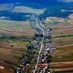 Selo u kojem svi žive u istoj ulici dugoj devet kilometara: Iz zraka izgleda kao nacrtano