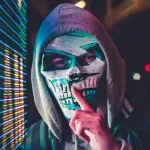 Ne, tvoj telefon ne sluša - ono što zapravo radi je gore