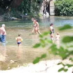 Pakao u Mostaru: Na suncu 50 stepeni, građani bježe s užarenog asfalta