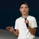 Kćerka Bill Gatesa pokrenula AI kompaniju pa se suočila s optužbama za online prevaru