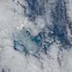 Zastrašujuće "čudovište" izronilo na površinu iz dubina okeana: NASA koristila svoje satelite da snimi šta se dogodilo