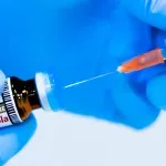 Prvi dobrovoljac primio eksperimentalnu vakcinu protiv ebole